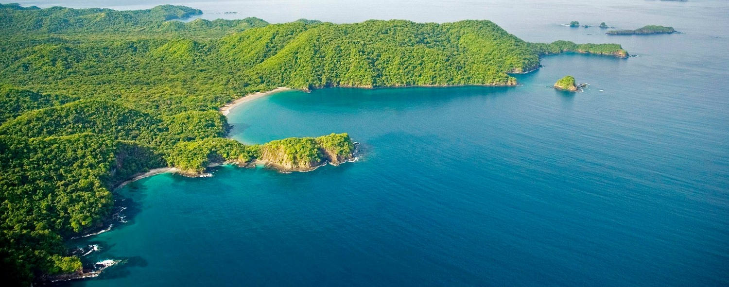 beautiful costa rican beach